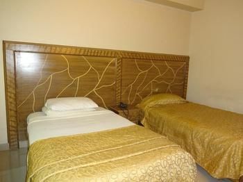 Hotel Al Harmain Tower Karachi Exterior photo